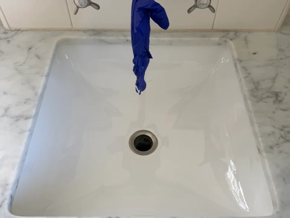 Completely restored and sealed sink